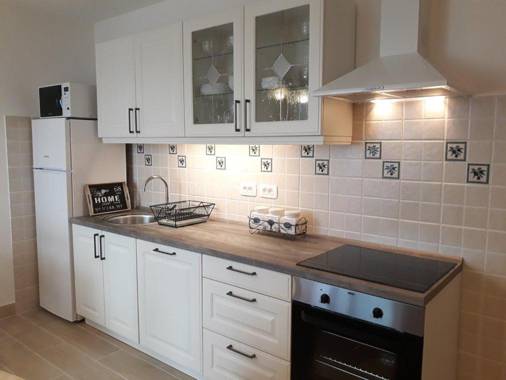 Apartmani Mirona - Tučepi Eksteriør bilde