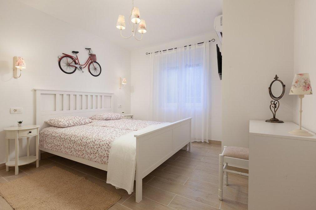 Apartmani Mirona - Tučepi Eksteriør bilde